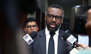 Ministerio Público ya ha interrogado a policías que ultimaron a cinco hombres en Santiago