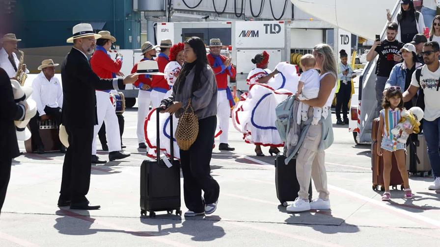 El turismo dominicano vive una nueva etapa de expansión y diversificación El turismo dominicano vive una nueva etapa de expansión y diversificación