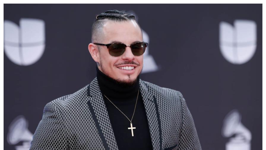 Allanan la casa de Casper Smart, exnovio de Jennifer López, por cultivo de cannabis