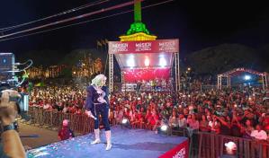 Miles reciben el nuevo a&ntilde;o en el concierto M&uacute;sica en el Coraz&oacute;n de Santiago