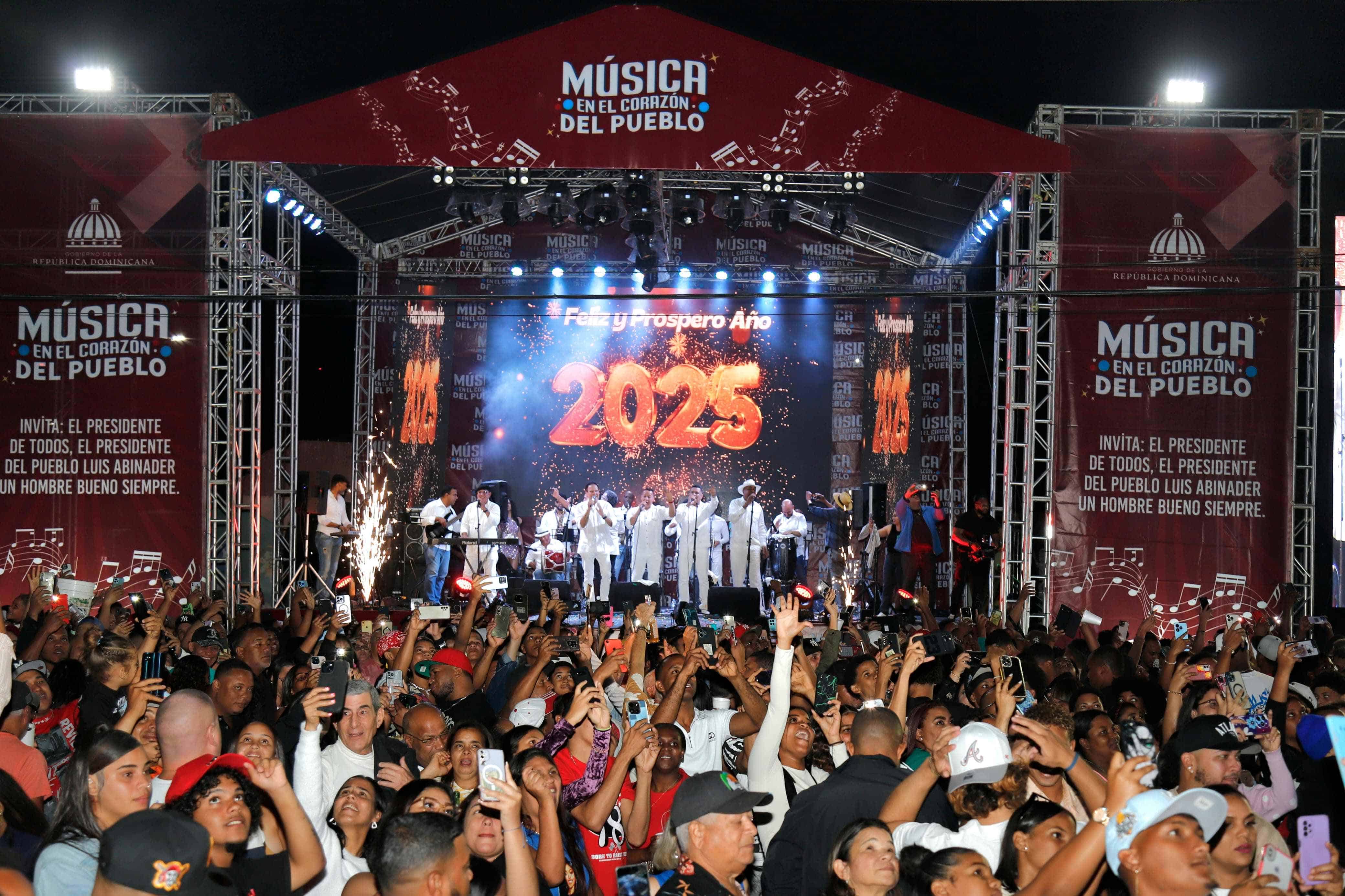 El Conjunto Quisqueya en escena.