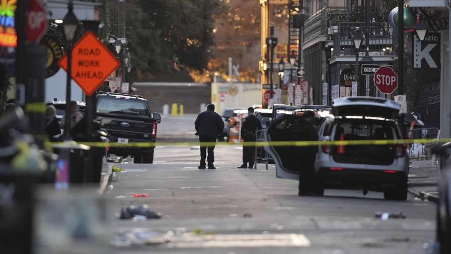 Autoridades investigan si responsable de atropello en Nueva Orleans utilizó rifle largo