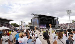 El pastor Ezequiel Molina ataca a partidos y religiones en la Batalla de la Fe