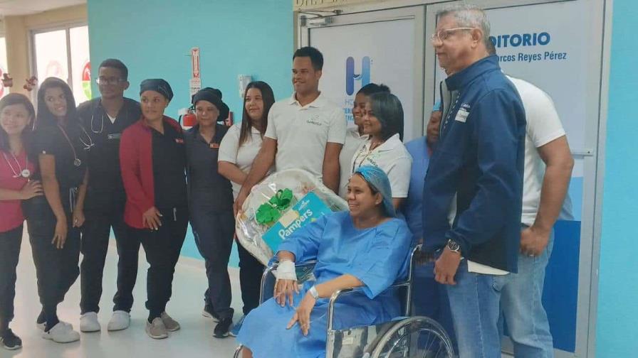 Nace el primer bebé  del 2025 en la Maternidad de Los Mina