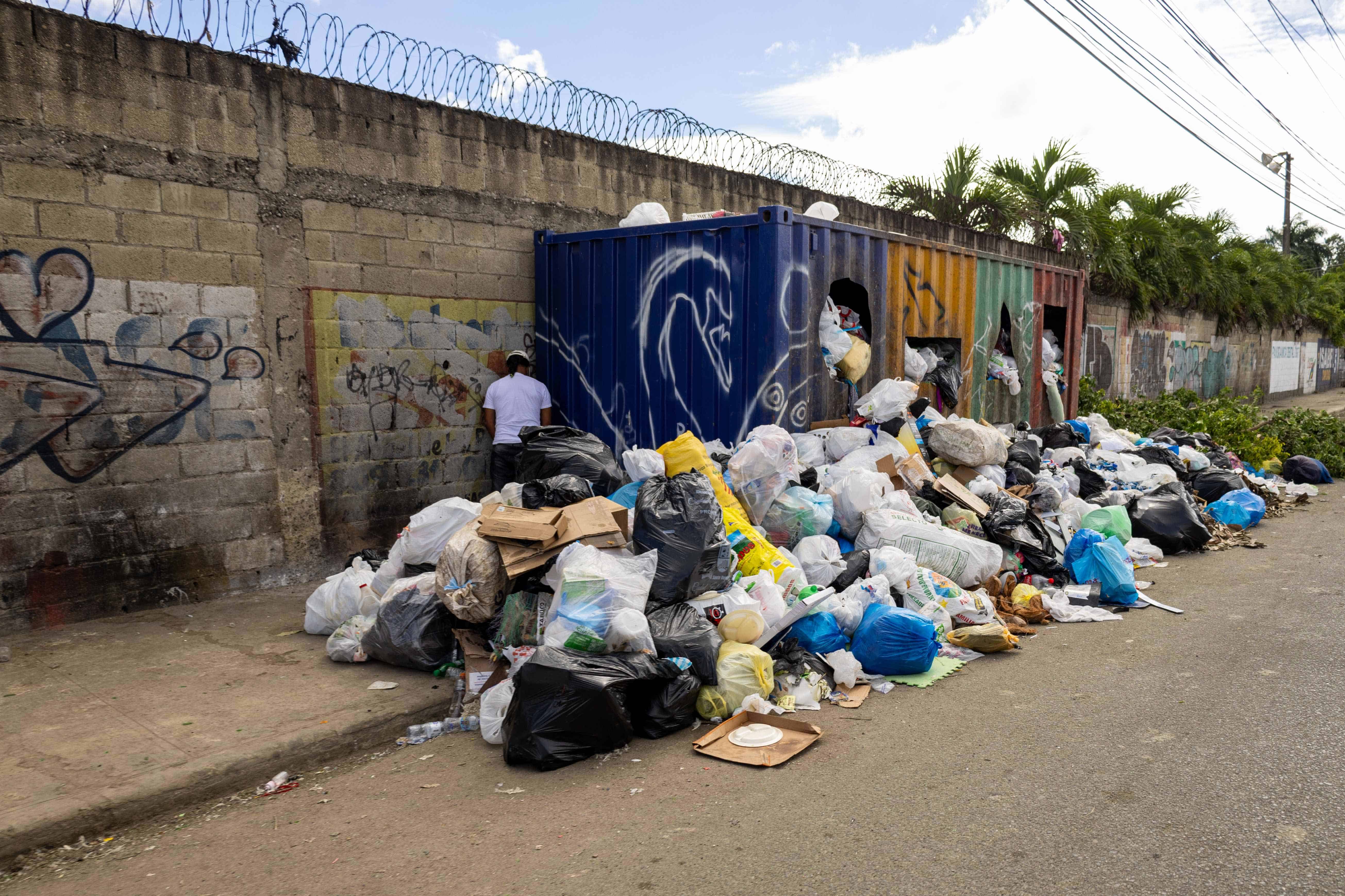 Avenida Martin Luther King, Santo Domingo Este.