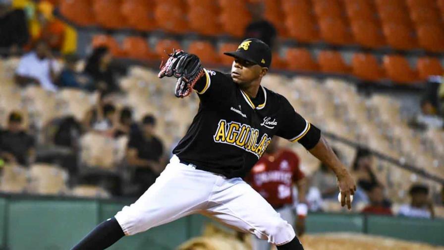 Las Águilas suman al cubano Roenis Elías a su rotación para el round robin