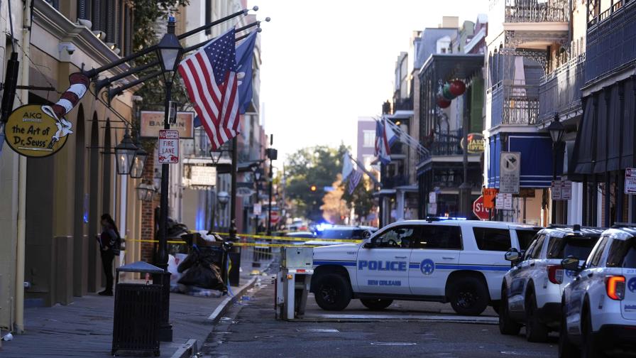 El veterano estadounidense que mató a 15 en Nueva Orleans se inspiró en el grupo Estado Islámico