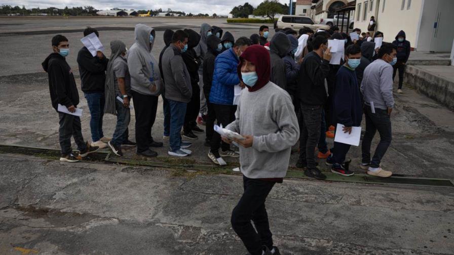 Guatemala recibe los primeros cuatro vuelos de deportación desde EE.UU. de 2025