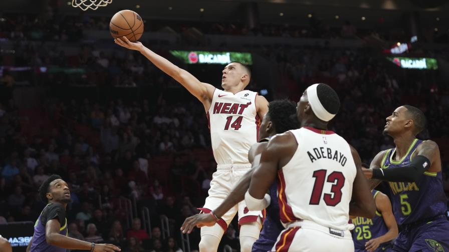 Tyler Herro anota 32, Bam Adebayo roza el triple-doble y el Heat gana 119-108 a Pelicans