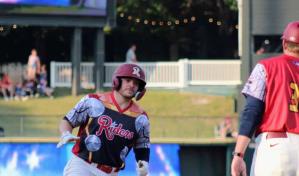 Escogido anuncia al receptor Matt Whatley