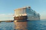 Abinader saluda inicio del año con llegada de crucero Holland America Line Rotterdam a Pedernales