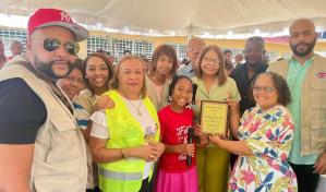 Fundaci&oacute;n Hermanos J&aacute;quez realiza encuentro navide&ntilde;o para los ni&ntilde;os de San Crist&oacute;bal