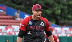 Wily Peralta dice que no se imagina lo que será lanzar en Santiago con el uniforme de las Águilas