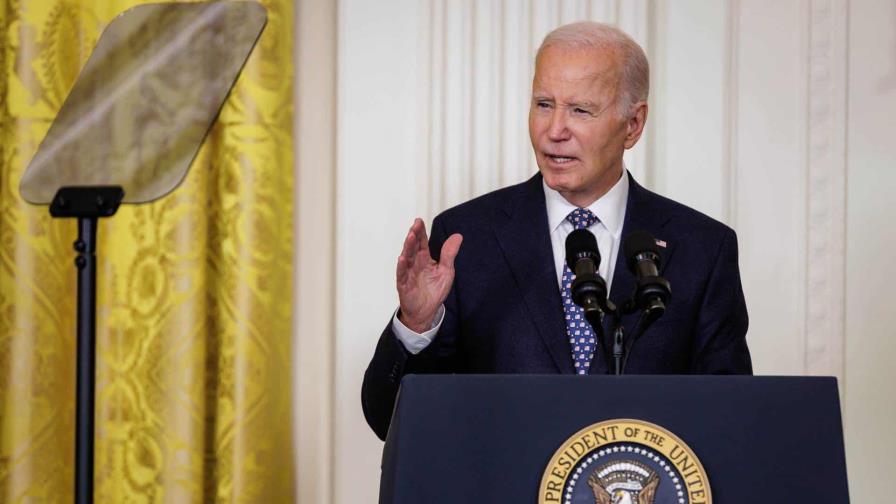 Biden firma ley que incrementará las pensiones de unos tres millones de exempleados públicos