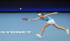 Rybakina elimina a Swiatek y avanza a semifinales del Abierto de Australia