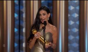 Demi Moore gana su primer Globo de Oro a mejor actriz
