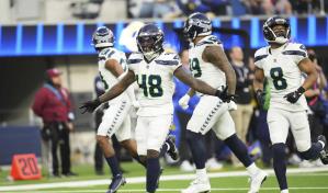 Geno Smith establece marca personal con 4 pases de TD en victoria de Seahawks contra Rams