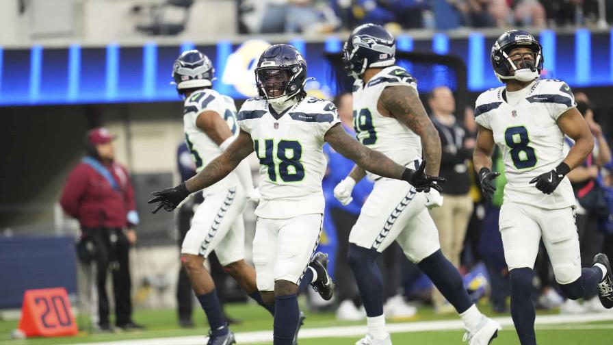 Geno Smith establece marca personal con 4 pases de TD en victoria de Seahawks contra Rams