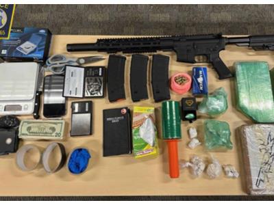 Inmigrante dominicano arrestado por posesión de drogas y armas
