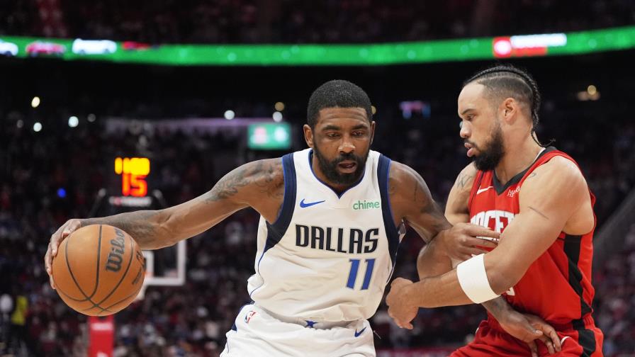 Kyrie Irving de los Mavericks fuera por hernia discal; sin fecha de regreso