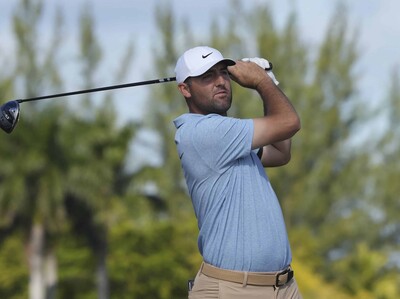 Golf: Scheffler gana el Tour Championship y supera a Tiger Woods