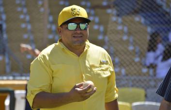 Ángel Ovalles presenta su renuncia como gerente general de las Águilas Cibaeñas