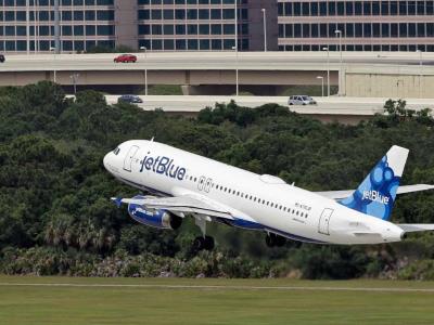 JetBlue lanza promoción de vacaciones anticipadas