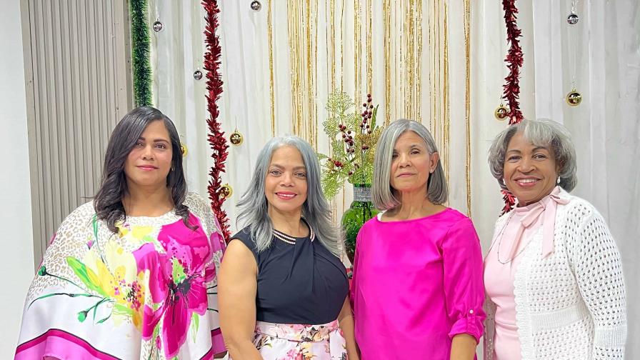 Ministerio de Damas Olor Fragante celebra encuentro "A tono rosa"