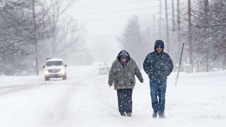 Al menos cinco muertos en el peor temporal de nieve en décadas en Estados Unidos