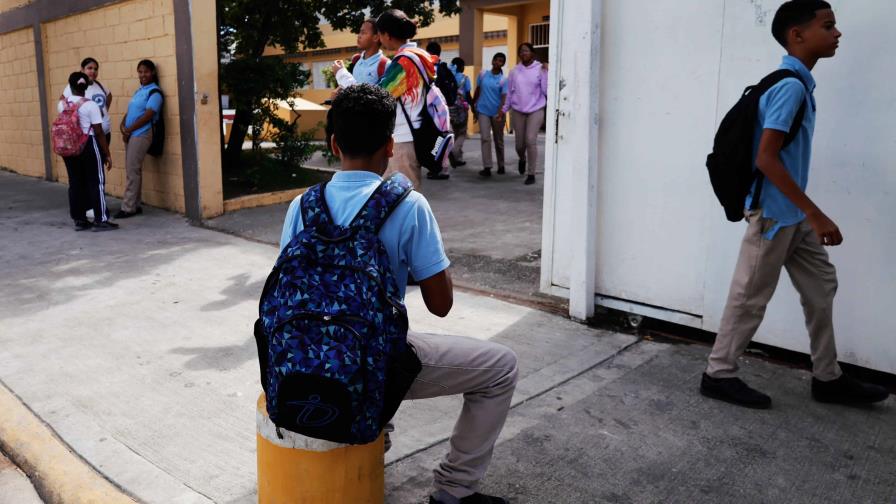 El segundo ciclo escolar inició este martes con un 70 % de asistencia