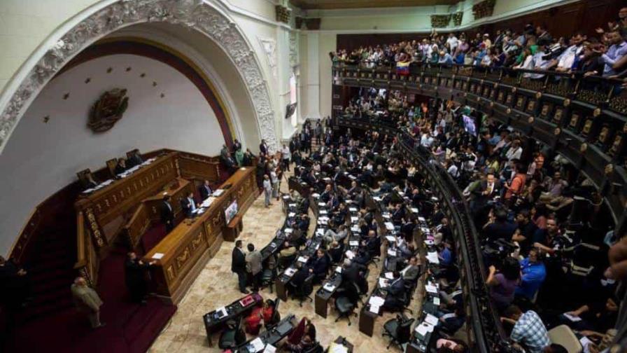 La Asamblea Nacional de Venezuela declara "persona non grata" a nueve expresidentes latinoamericanos