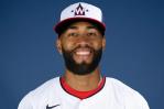 Amed Rosario firma contrato con los Nacionales de Washington