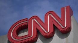 Trump veta de la Casa Blanca a los medios CNN, MSNOW y Politico, a los que acusa de mentir