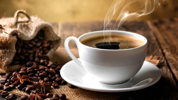 El café por la mañana puede proteger el corazón mejor que tomarlo durante todo el día