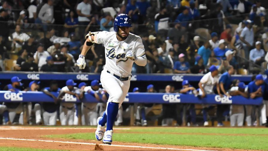 El puntero Licey da otro empujón al precipicio a unas Águilas inofensivas