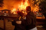 En shock y p&aacute;nico: residentes relatan escape de las llamas en Los &Aacute;ngeles