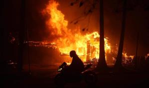 Al menos dos muertos en uno de los incendios que asola a Los Ángeles