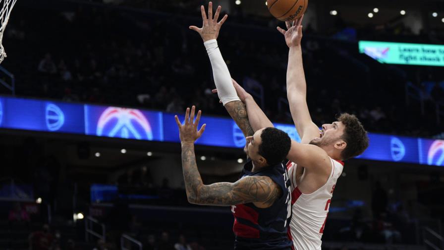 Green anota 22 de sus 29 puntos en el tercero; Rockets vencen 135-112 a Wizards