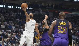 Mavericks rompen racha de 5 derrotas con victoria 118-97 sobre Lakers