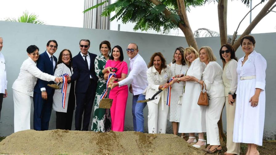 Inauguran central de esterilización quirúrgica en hospital infantil de Santiago