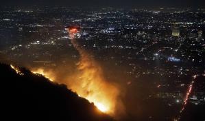 Estalla en las montañas de Hollywood el sexto incendio que arde en Los Ángeles