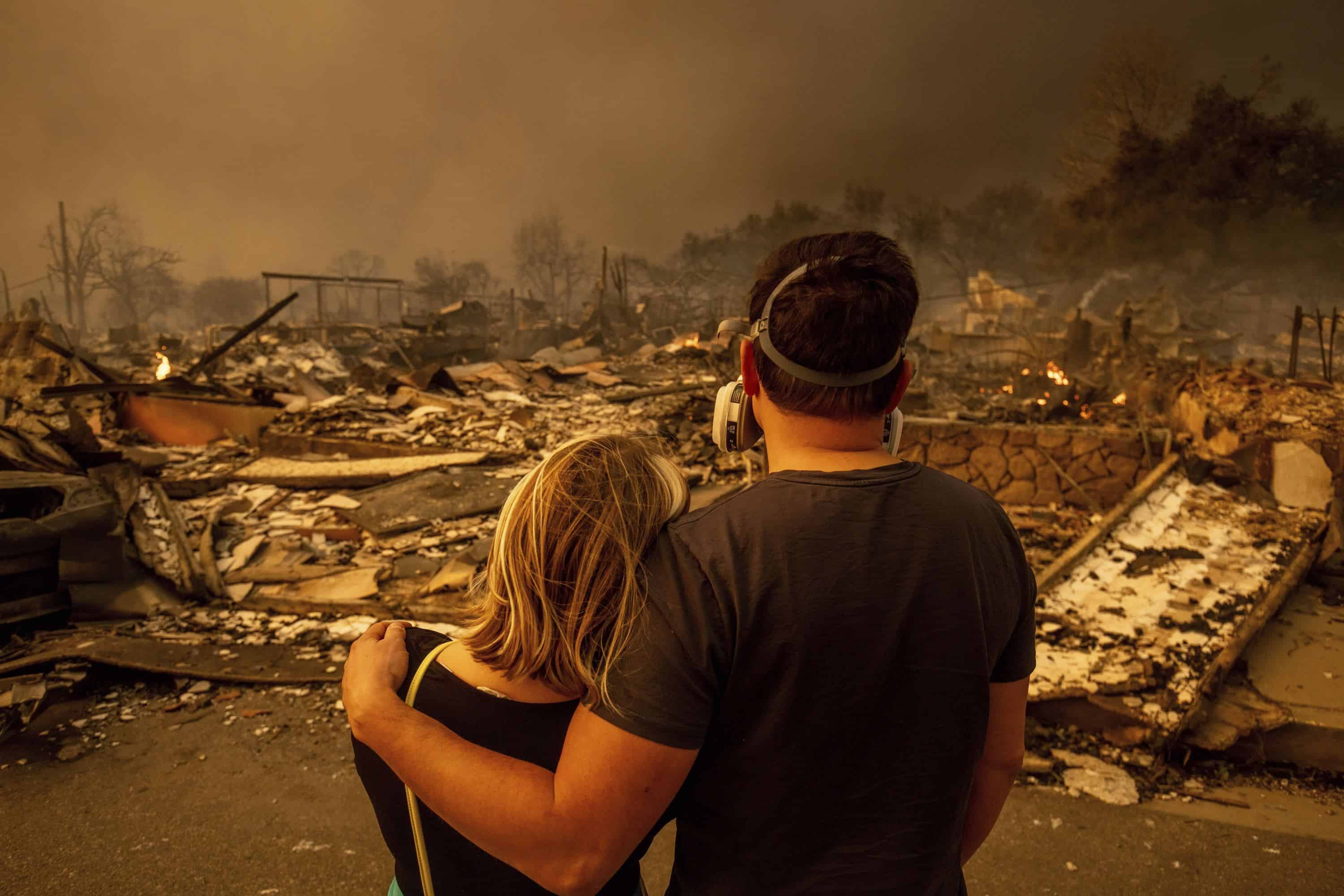 EN FOTOS | Devastación, las imágenes que dejan los incendios forestales en Los Ángeles