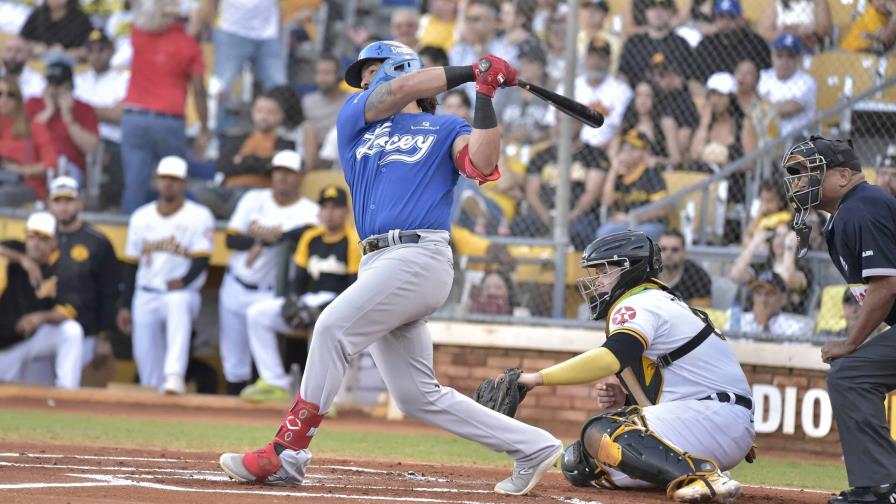 Licey a medio camino de la final; a las Águilas se le agota el margen de error