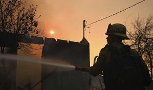 NBA pospone el juego entre Lakers y Hornets debido a incendios forestales en el área de Los Ángeles NBA pospone el juego entre Lakers y Hornets debido a incendios forestales en el área de Los Ángeles