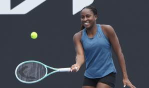Coco Gauff mejora su saque y derecha para el Abierto de Australia