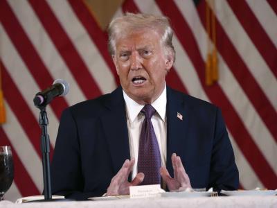 Kremlin acoge posibilidad de reunión entre Donald Trump y Putin
