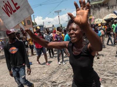 Crisis en Haití: Desplazamiento masivo en Puerto Príncipe