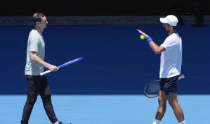 Djokovic, único en el Abierto de Australia tras retiro de Nadal y Federer