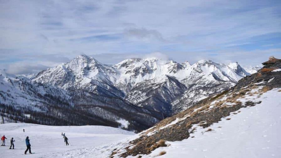 Avalancha en los Alpes del Piamonte, Italia, mata a tres esquiadores