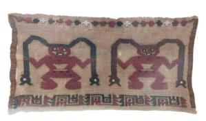 Perú declara patrimonio cultural de la nación a cuatro textiles prehispánicos donados